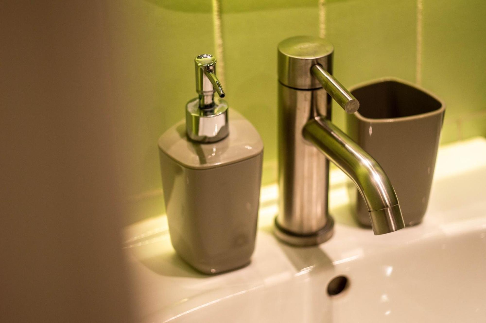 Kyiv Mars Apartments エクステリア 写真